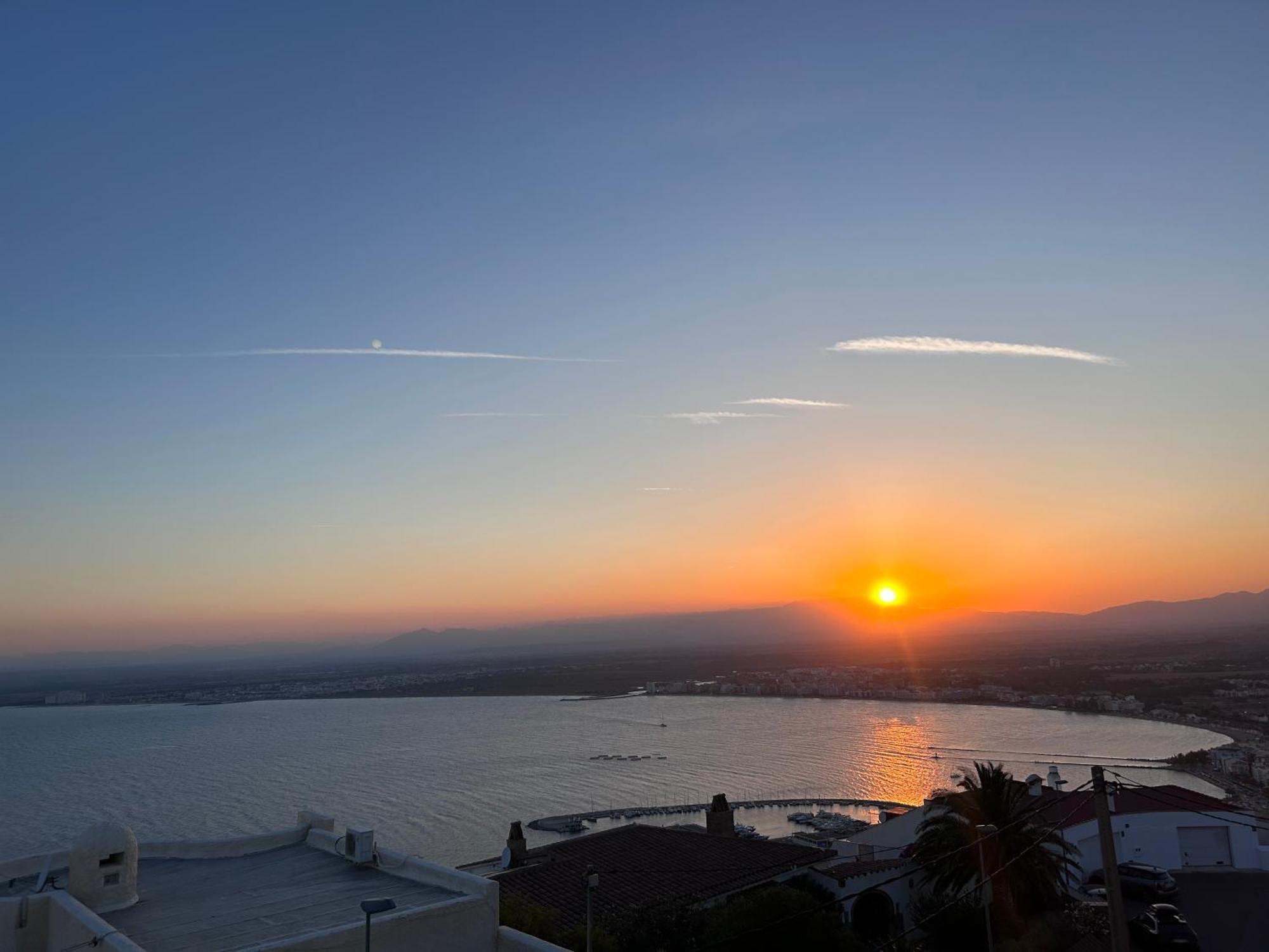 Las Mejores Puestas De Sol Roses Exterior foto